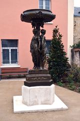 les TRois grace